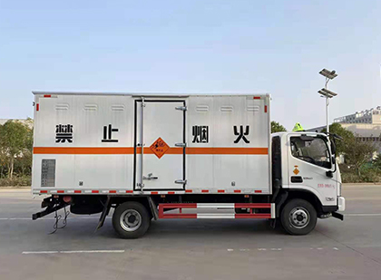 山阳爆破器材运输车
