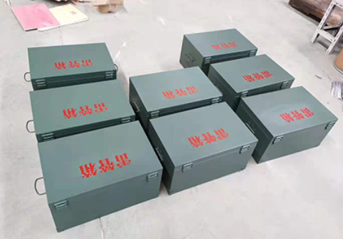 山阳炸药箱和雷管箱一般是怎么存放的？